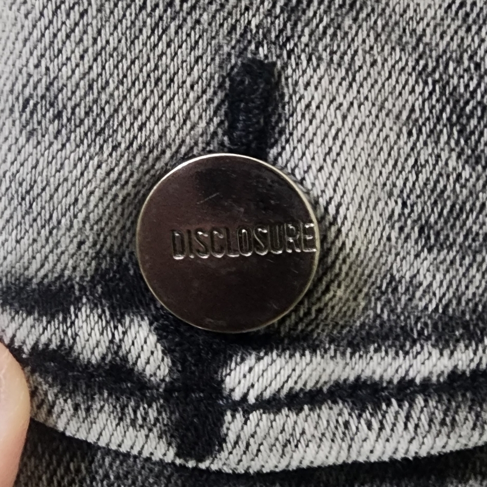 Disclosure Edikted Black Acid Wash Cargo Jeans, Size 26, Denim. - Picture 4 of 9
